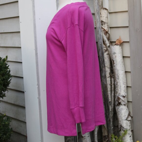 NEW LOFT Magenta Pink Brushed Poly Blend V-Neck Long Oversized Sweater Sz XS - Picture 3 of 7